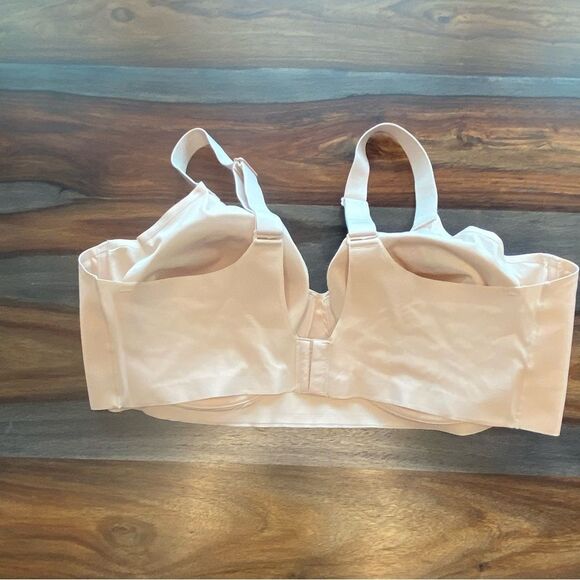 New Bali Easyflex Underwire Seamless Comfort Revolution Invisible Support bra - Picture 3 of 10